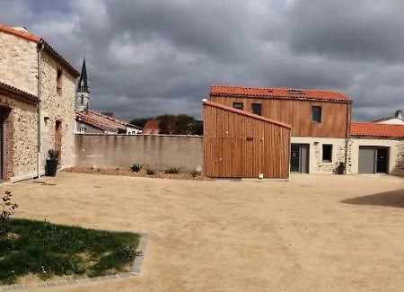 La Borderie - Maison Des Randonnees - Gite Etape - Gite De Groupe Vaire Ngoại thất bức ảnh